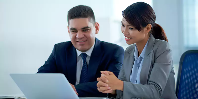 Why Partner with the Best TN Visa Consultants for Canadian Applicants for Morocco?